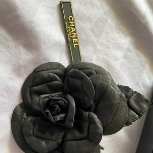 Authentic CHANEL Vintage Camèlia  Brooch. NWT